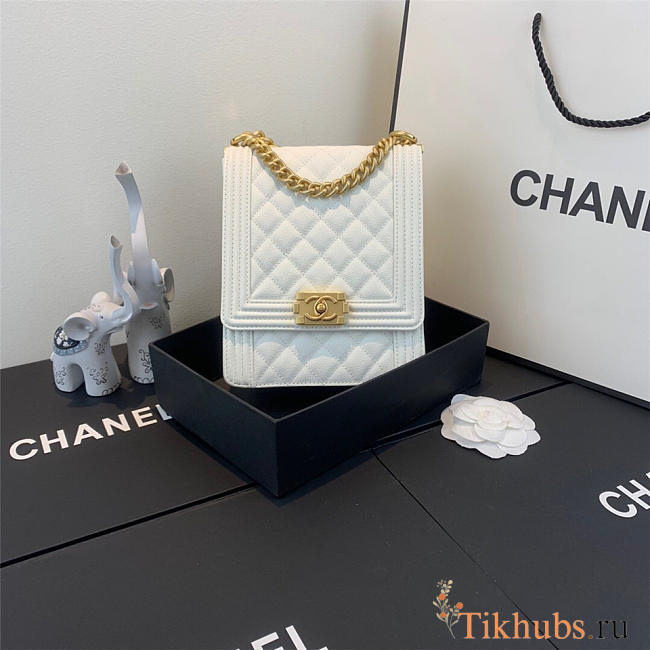 Chanel Boy Hangbag Calfskin White With Gold Hardware AS0130 - 1