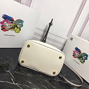 Modishbags Double Saffiano Bucket Bag 1BA212 White - 3