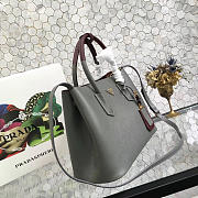 Modishbags Saffiano Cuir Small Double Leather Bag In Gray With Red - 3