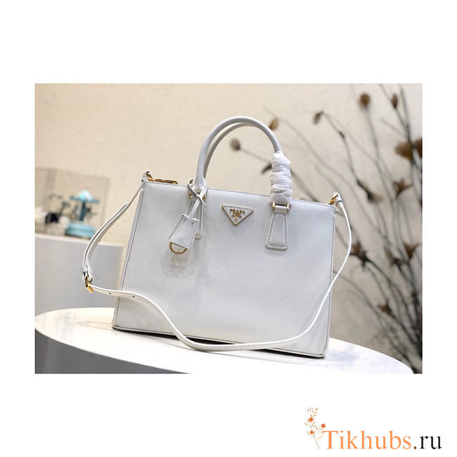 Modishbags Galleria Saffiano Leather Bag In White - 1