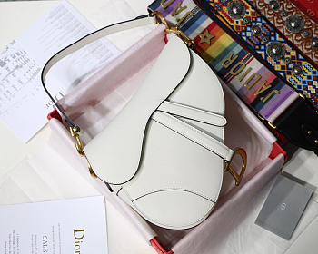 Modishbags Oblique Calfskin Leather Saddle Large Bag In White