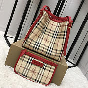 Modishbags Original Check Tote Handbag With Red - 3