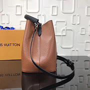 Louis Vuitton Lockme Bucket EPI Leather in Khaki - 4