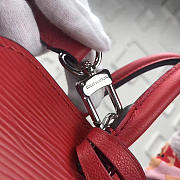 Louis Vuitton Vaneau Cuir Ecume Leather Handbag Red - 6