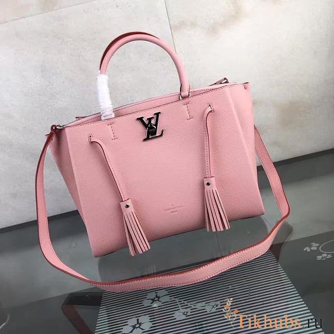 Louis Vuitton Lockmeto Calfskin Handbags Pink M54570 - 1