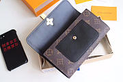 Louis Vuitton Monogram Unisex Long Wallets With Black - 4