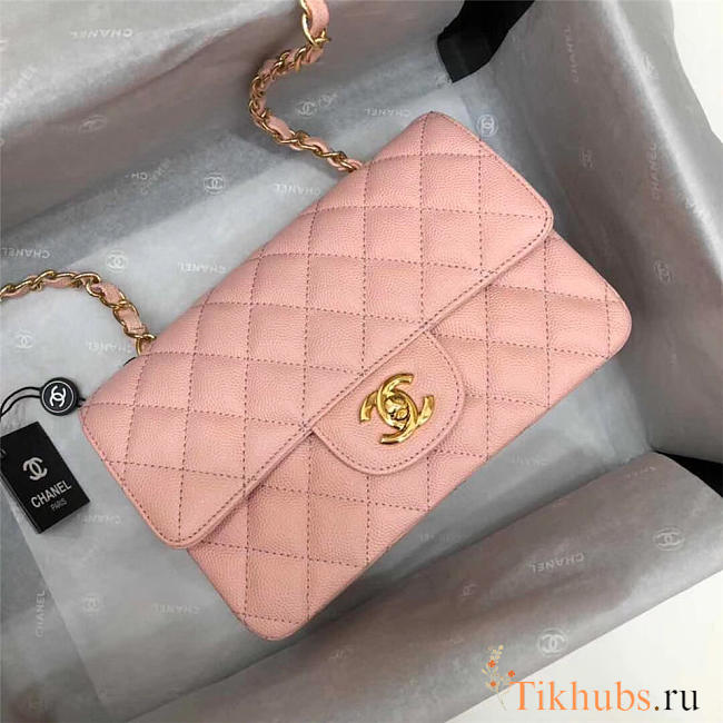 Chanel Flap Bag Caviar in Pink 20cm with Gold Hardware - 1