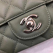 Chanel Flap Bag Caviar in Green 20cm with Silver Hardware - 4