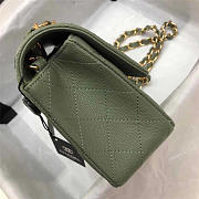 Chanel Flap Bag Caviar in Green 20cm with Gold Hardware - 5