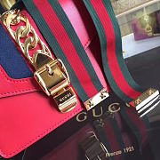 Gucci Sylvie leather mini chain bag in Red 431666 - 4