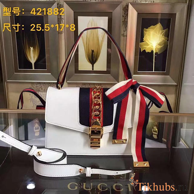 Gucci Sylvie shoulder bag in White leather 421882 - 1