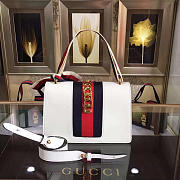 Gucci Sylvie shoulder bag in White leather 421882 - 4