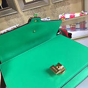 Gucci Sylvie shoulder bag in Green leather 421882 - 4