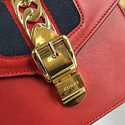 Gucci Sylvie leather mini bag in Red 470270 - 4