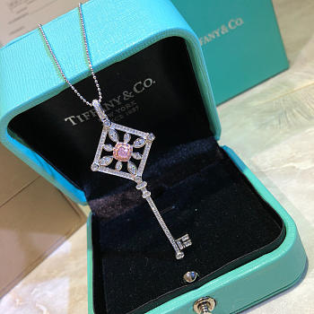 Tiffany&co pink diamond key