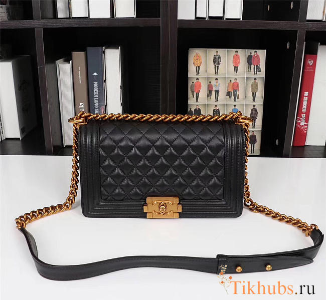 Chanel Boy Bag in Black with Gold hardware 25.5cm - 1