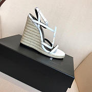 YSL-CASSANDRA logo letter clasp high heel woven leather sandals white - 2