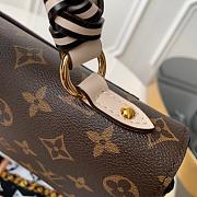 LV M44669 Cluny Medium Handbag - 3