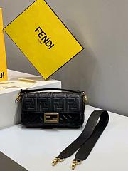 Fendi flip-top messenger handbag medium - 1