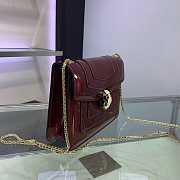 Bvlgari Serpenti Forever Delicate crossbody bag in Red - 2