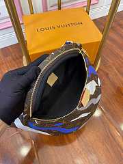 lv belt bag Blue and white - 4