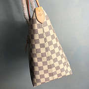 LV handbag white with pink inner - 3