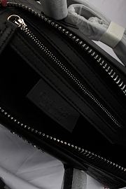 Givenchy ANTIGONA handbag in Crocodile pattern - 5