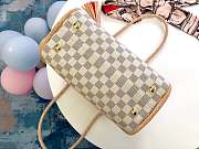 LV Handbag With Pink Inner - 3