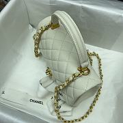 Chanel Classic 610 White Size 20x14x7 cm - 2