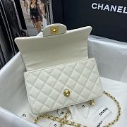 Chanel Classic 610 White Size 20x14x7 cm - 3