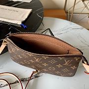 Louis Vuitton 2005 Pochette Accessoires 2way Bag M40712 Size 22.5x4x12.5 cm - 2