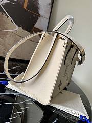 LV-ONTHEGO Small Shopping Bag Beige M45654 Size 25x19x11.5 cm - 2