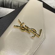 YSL-UPTOWN POUCH IN GRAIN DE POUDRE EMBOSSED LEATHER 565739 Size 27×16×2 cm - 2