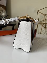 LV TWIST MM Medium Handbag White M57666 Size 23x17x9.5 cm - 3