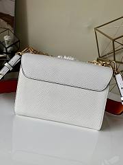 LV TWIST MM Medium Handbag White M57666 Size 23x17x9.5 cm - 2