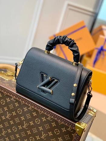LV TWIST MM Medium Handbag Black M58688 Size 23×18×8 cm