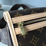 LV Flower Material Medieval Belt Bag Unisex M40108 Size 16x15x7 cm - 6