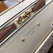 LV Speedy Bandouliere Beige M42403 Size 25x19x17cm - 3