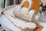 Louis Vuitton Papillon BB Beige Bag M45707 Size 20x10x10cm - 1