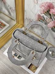 Dior Medium Lady D-Lite Handbag Gray Gold Buckle M0565 Size 24x20x11 cm - 5
