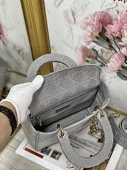 Dior Medium Lady D-Lite Handbag Gray Gold Buckle M0565 Size 24x20x11 cm - 2