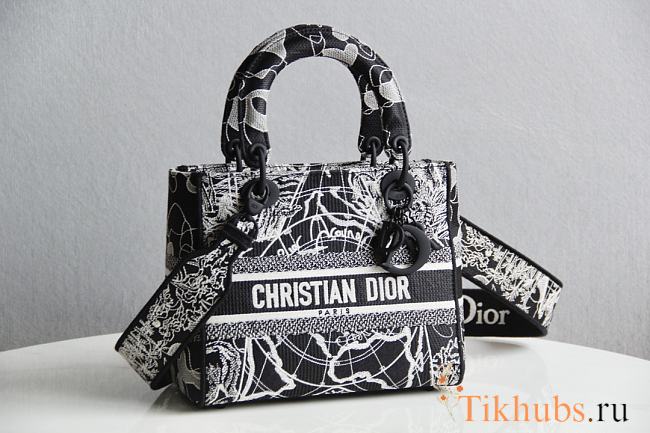 Dior Lady D-Lite Black 44532 Size 24x20x11 cm - 1