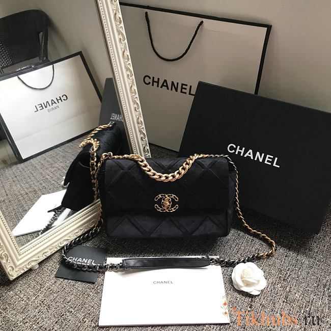 Chanel Latest Small Flap Bag Classic Black AS1160 Size 16x26x9cm - 1