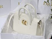 Dior St Honoré White Enamel Button M8012 Size 25x19x12 cm - 4