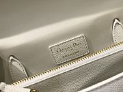 Dior 30 Montaigne St Honoré Grained Calfskin White Size 30 cm - 6