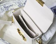 Dior 30 Montaigne Cowhide Mini Box White Size 17.5x11.5x5 cm - 2