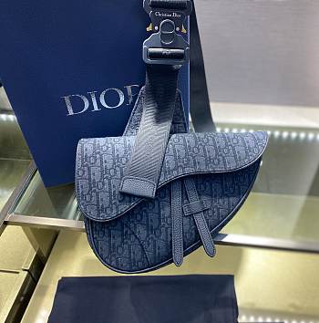 Dior Saddle Bag (Couple Style) Latest Fabric 093 Size 20x28.6x5 cm