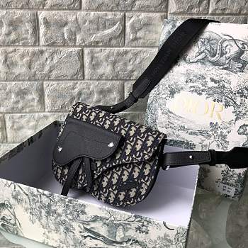 Dior Saddle Oblique Canvas and Black Grained Touch Calfskin Shoulder Bag 80014 ️Size 24×17.5×4 cm