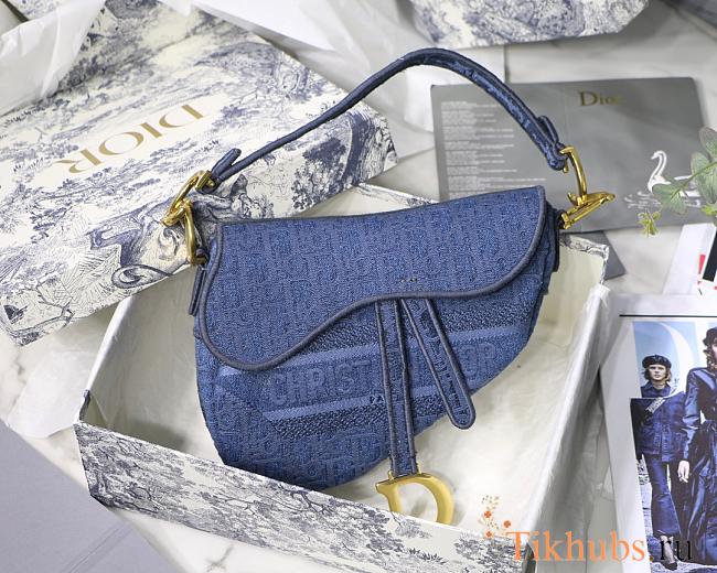 Dior Saddle Embroidered Denim Blue M9001 Size 25.5x20x6.5 cm - 1