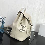 LV Montsouris Backpack Embossed Leather Cream M45410 Size 27.5x33x14 cm - 5